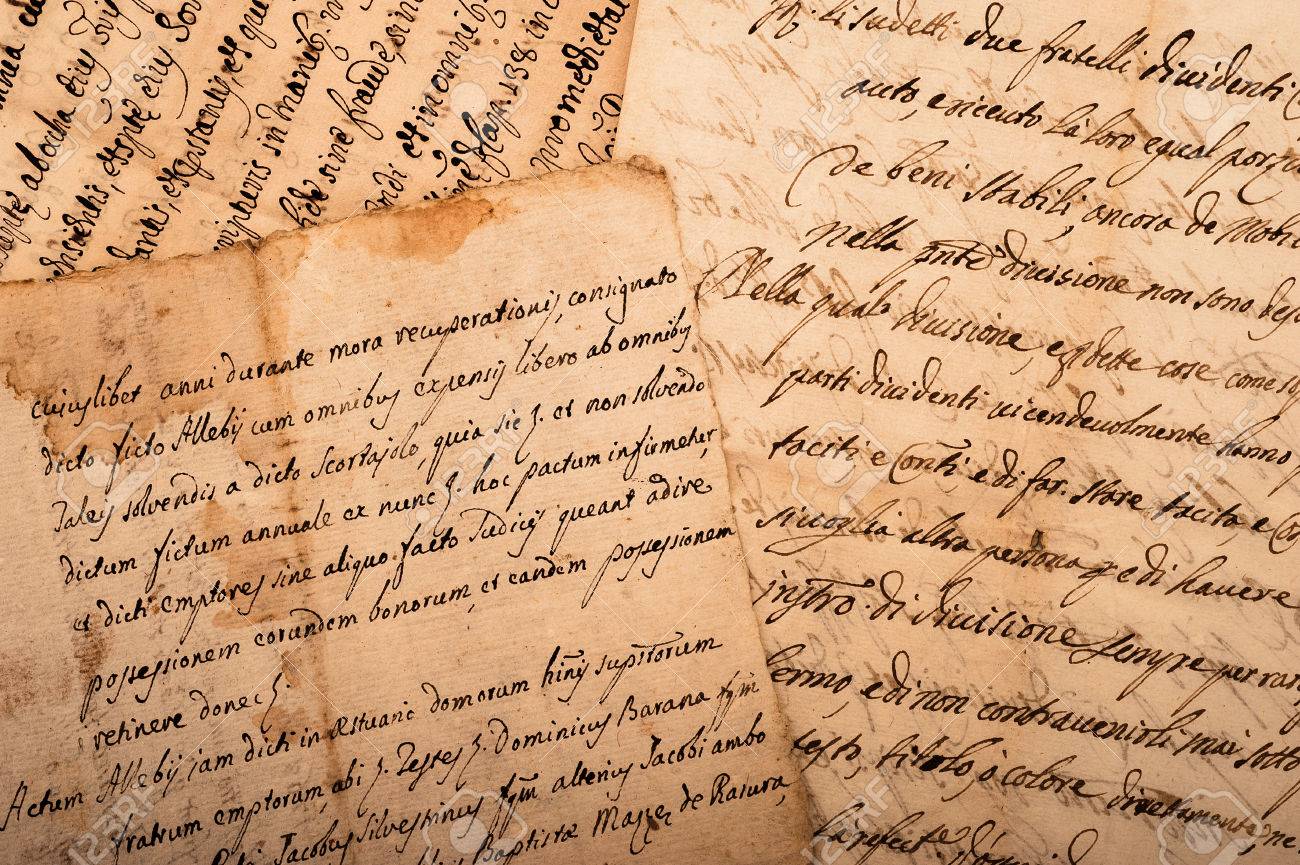 Пергамент с рукописным текстом