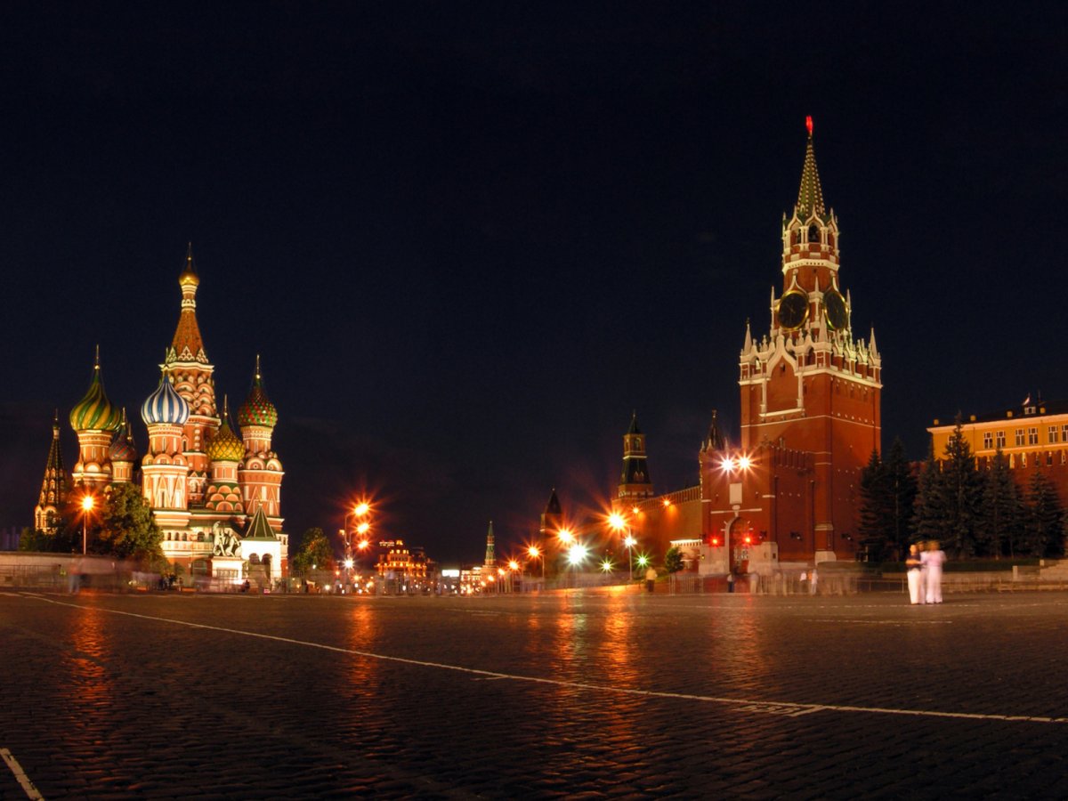 Кремлевская площадь москва