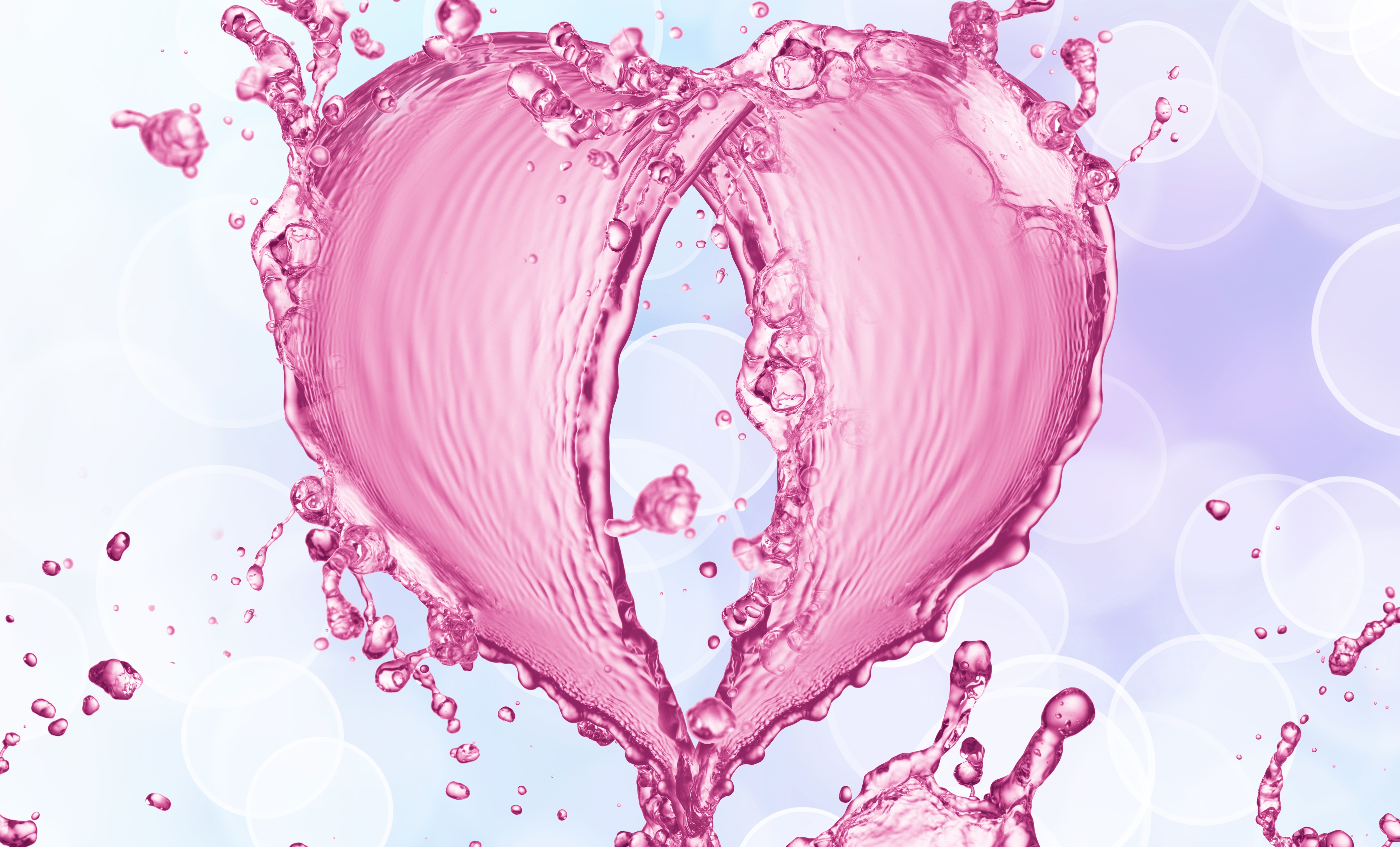 Розовые капли воды. Розовые капли. Сердце вода. Розовые брызги.