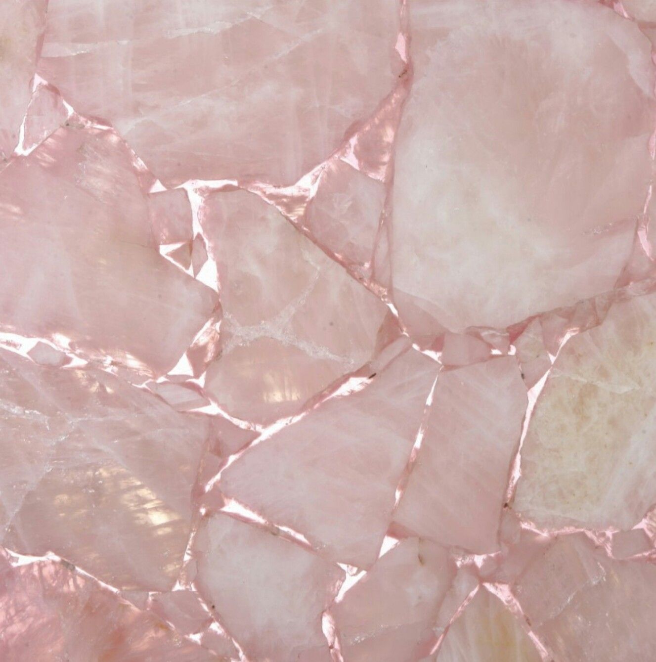 Розовая мраморная плитка
