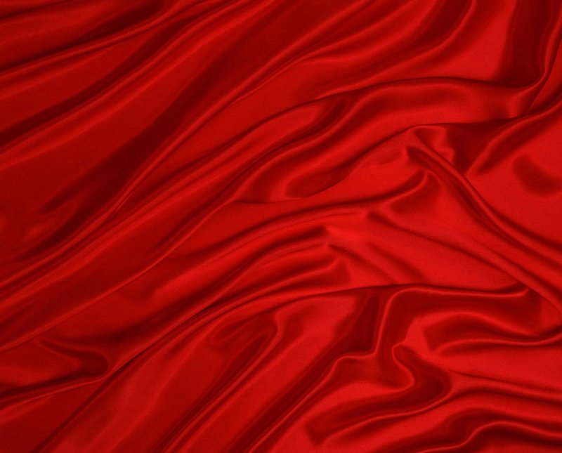 Красная ткань складки