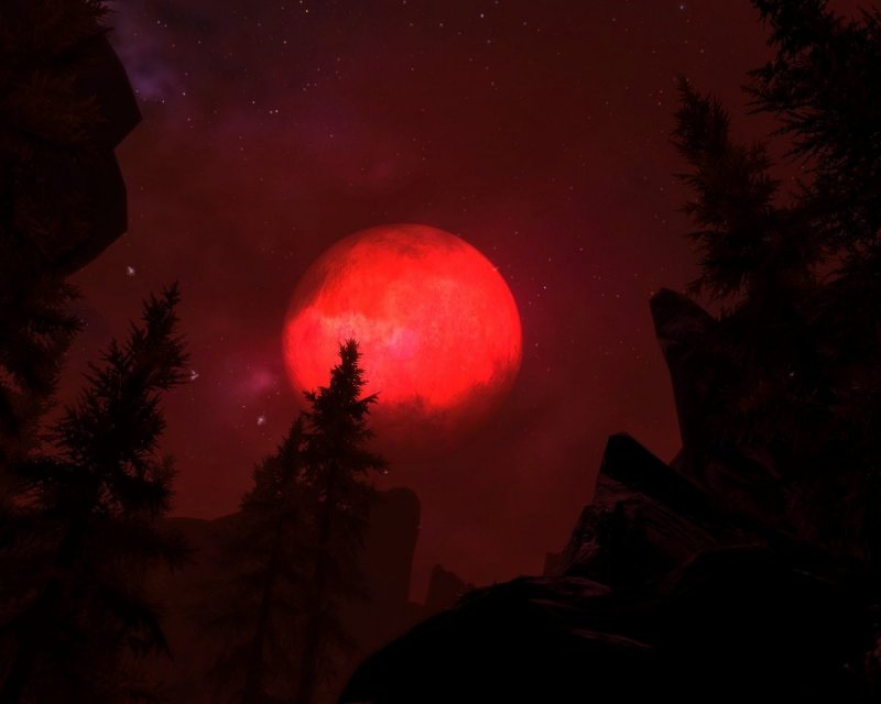 Красная Кровавая Луна