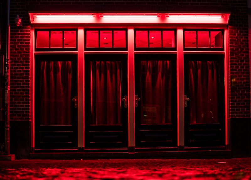 Квартал красных фонарей Амстердам витрины