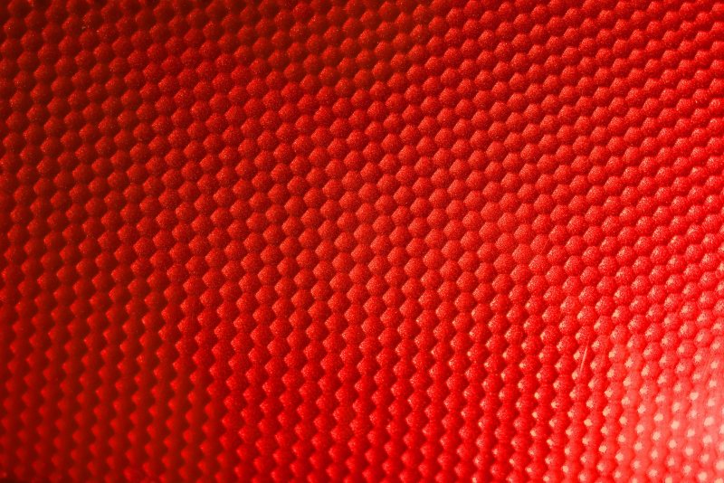 Красная металлическая сетка