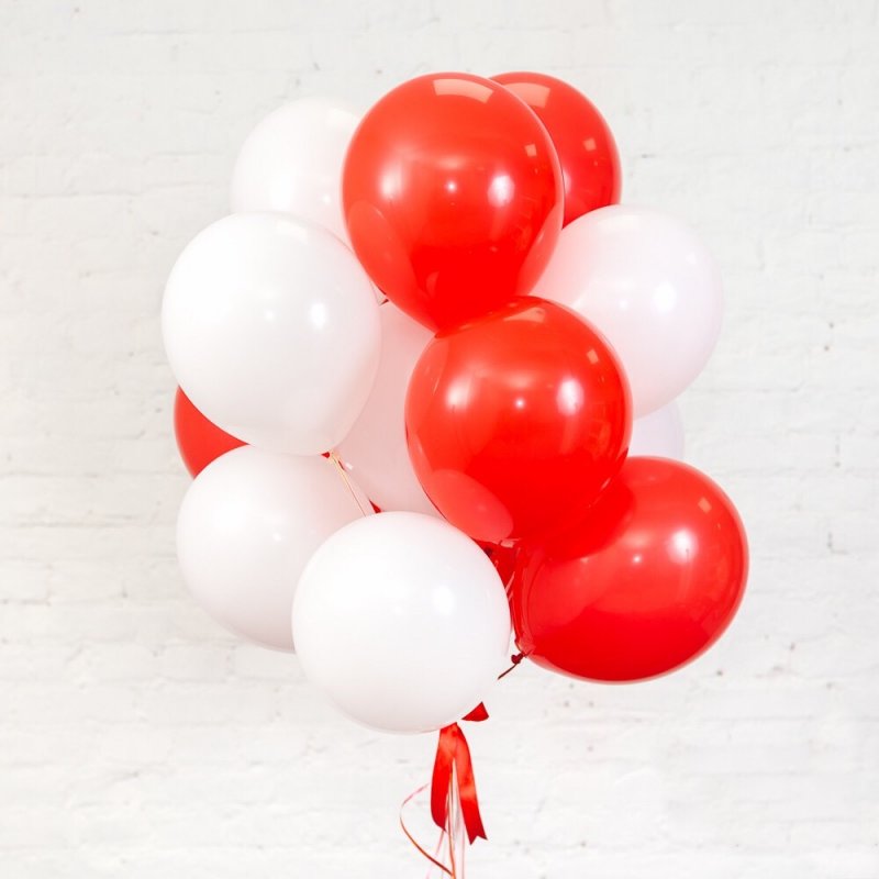 Красно белые воздушные шары