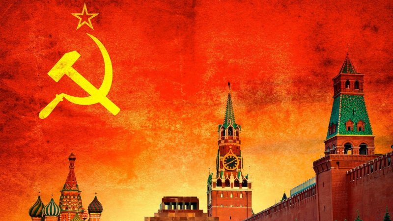 Флаг СССР на красной площади