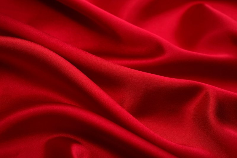 Красная ткань драпировка