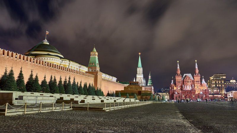 Московский Кремль со стороны красной площади