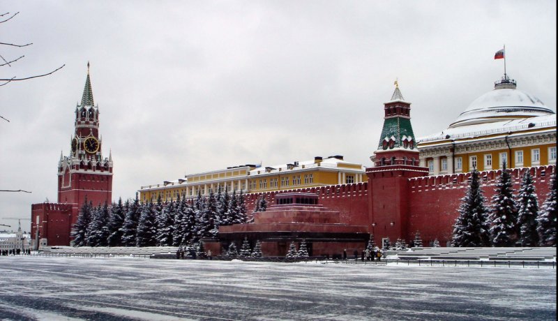Спасская башня Кремля зимой