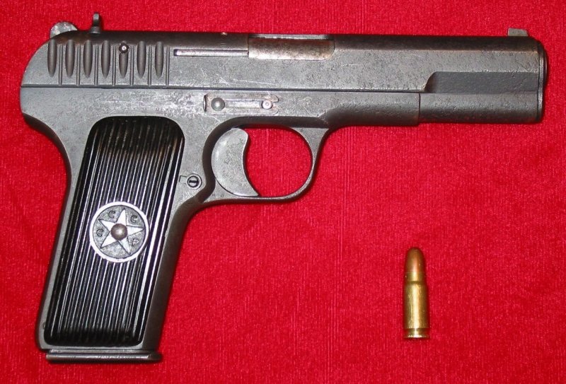Самозарядный пистолет Токарева