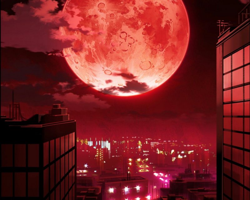 Красная Луна в городе