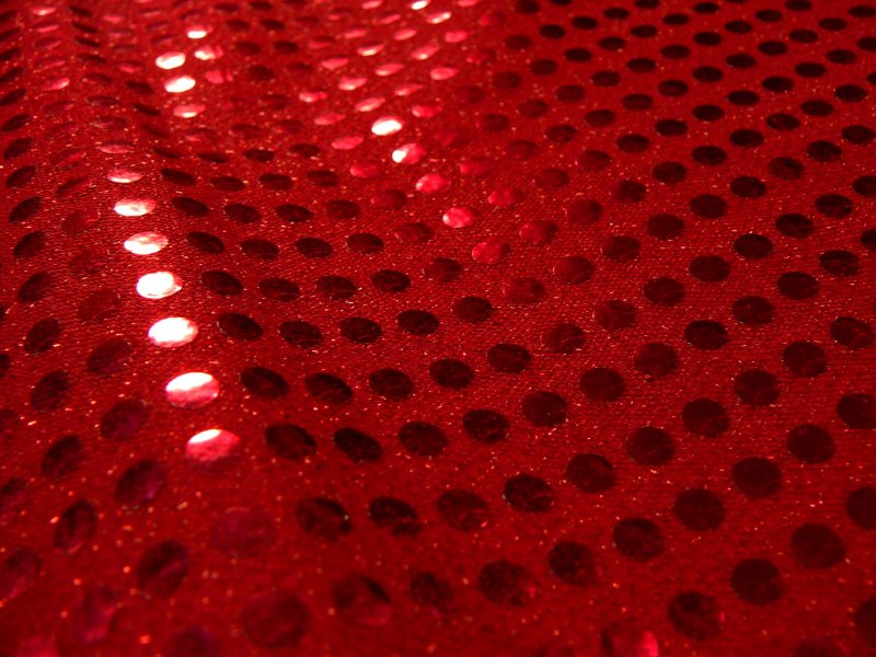 Красная ткань с блестками
