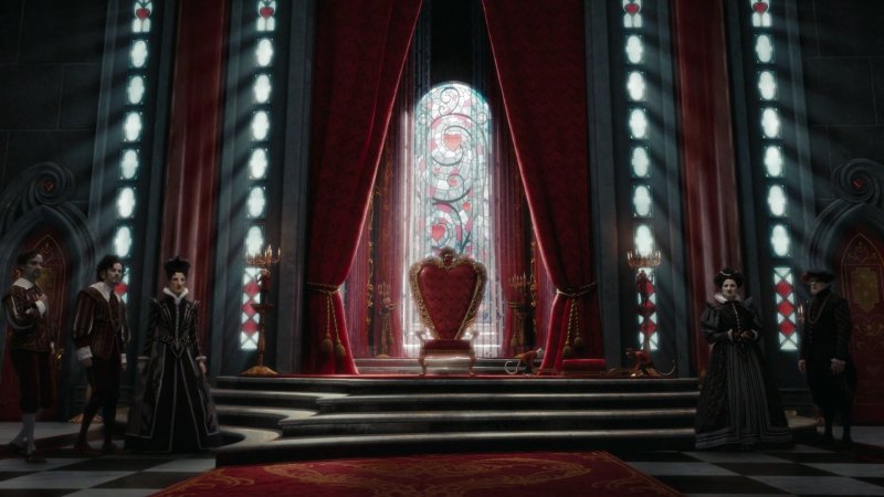 Тронный зал красной королевы