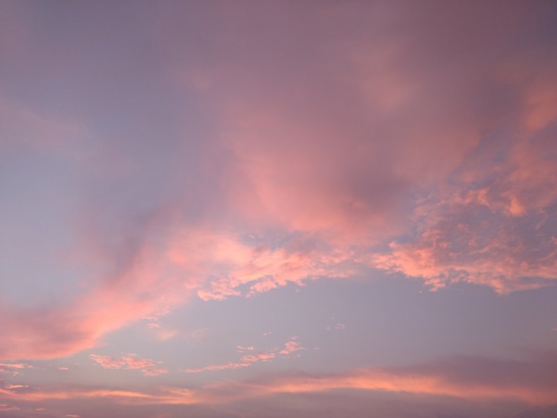 Небо закат розовый