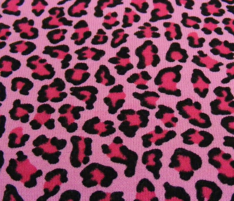 Леопардовый с розовым