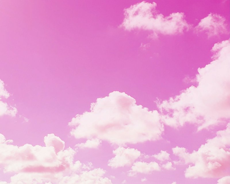 Розовое небо фон