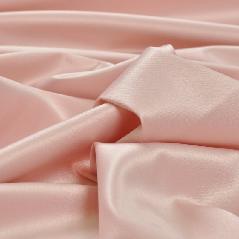 Нежно розовая шёлковая ткань