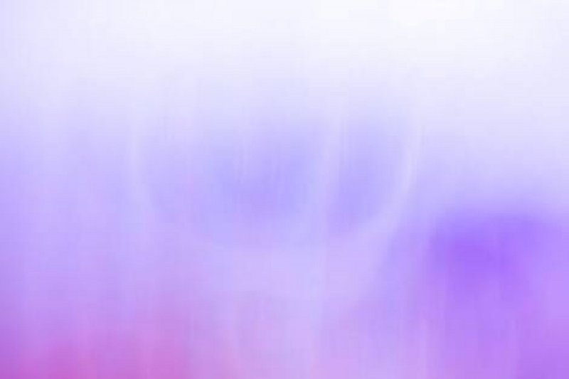 Градиент фиолетовый светлый
