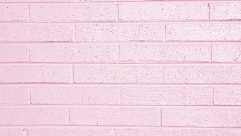Бело розовые стены