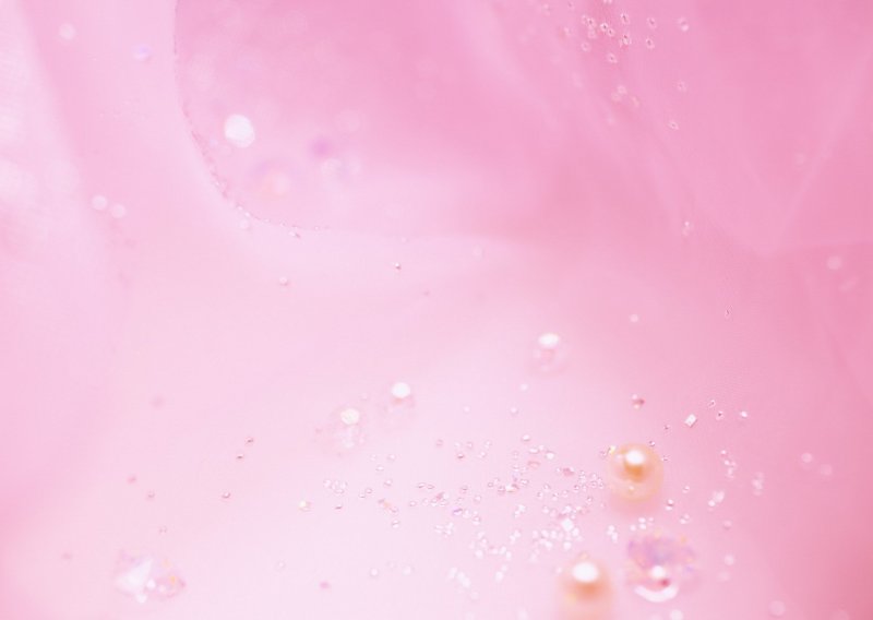 Молочно розовый фон