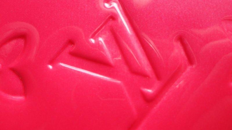 Луи Виттон логотип розовый