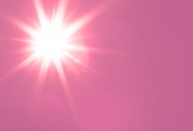 Розовые лучи солнца