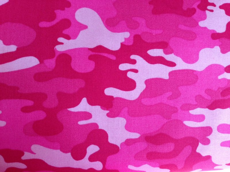 Розовый камуфляж ткань