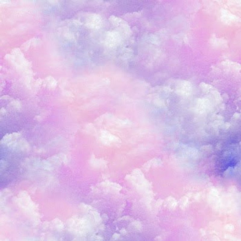 Розовые прозрачные облака