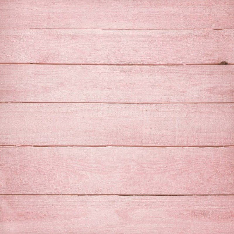 Розовая деревянная доска
