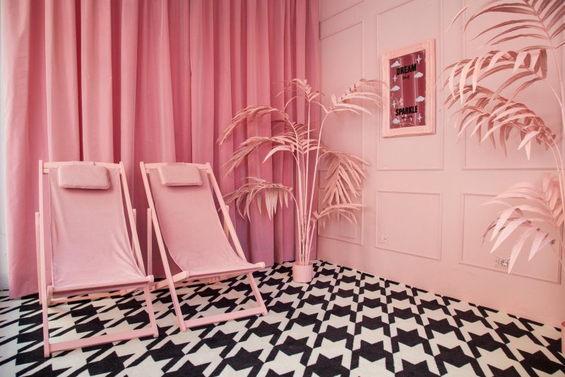 Розовая комната фотостудия
