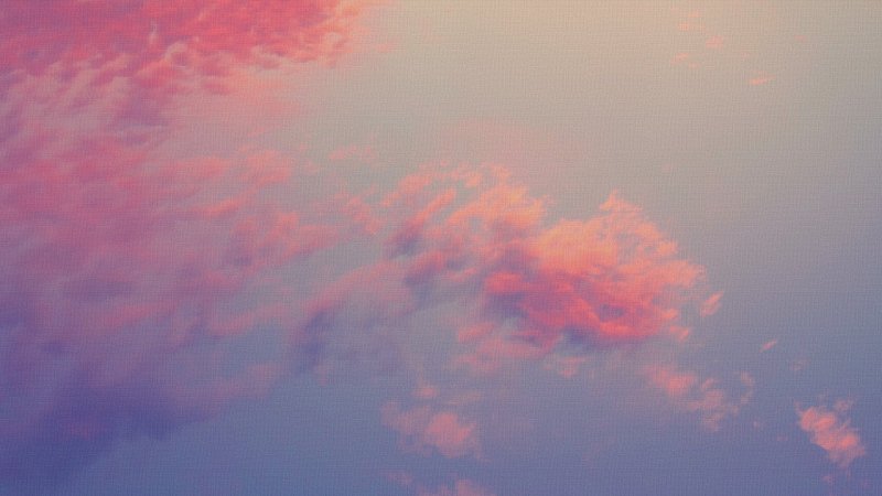 Голубое небо с розовыми облаками