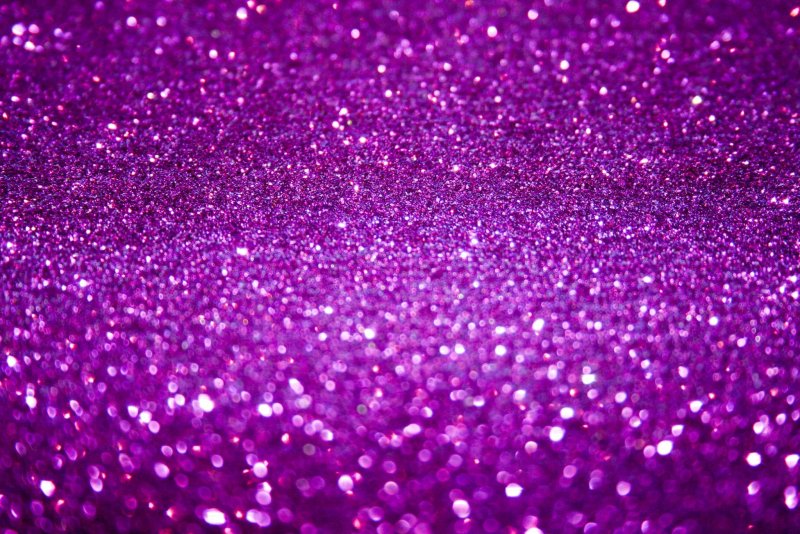 Блестящий фиолетовый