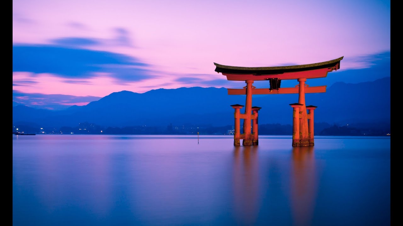Святилище Ицукусима Япония закат