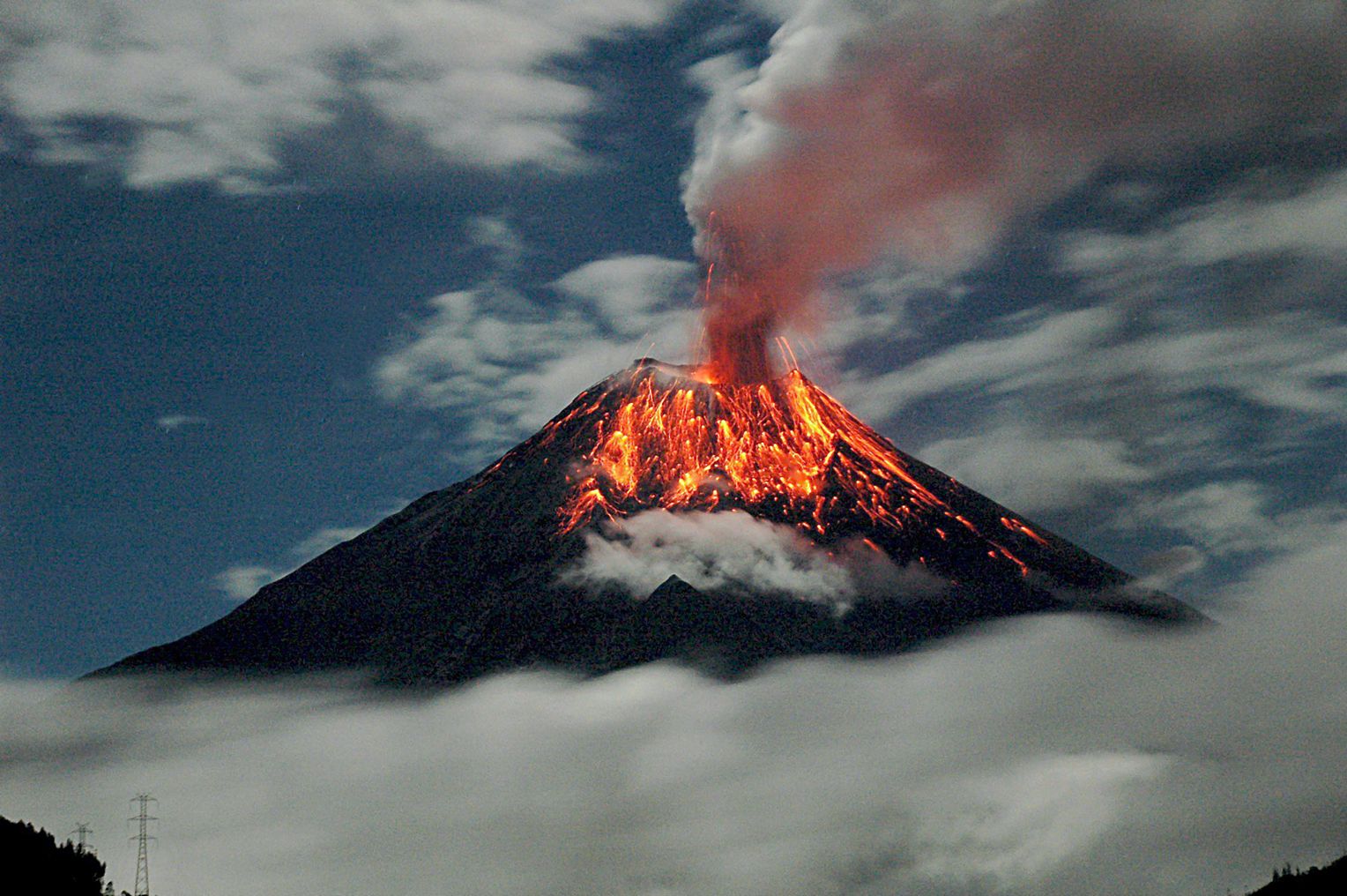 Вулкан Уайнапутина извержение 1600