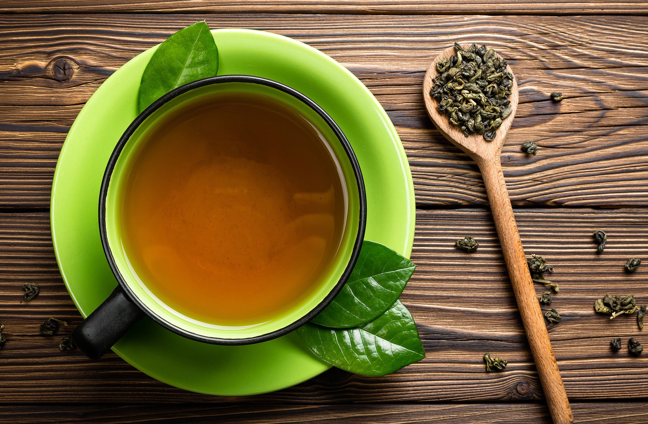 Зеленый чай вечером. Зеленый чай. Лечебный зеленый чай. Green Tea чай. Чаепитие зеленый чай.