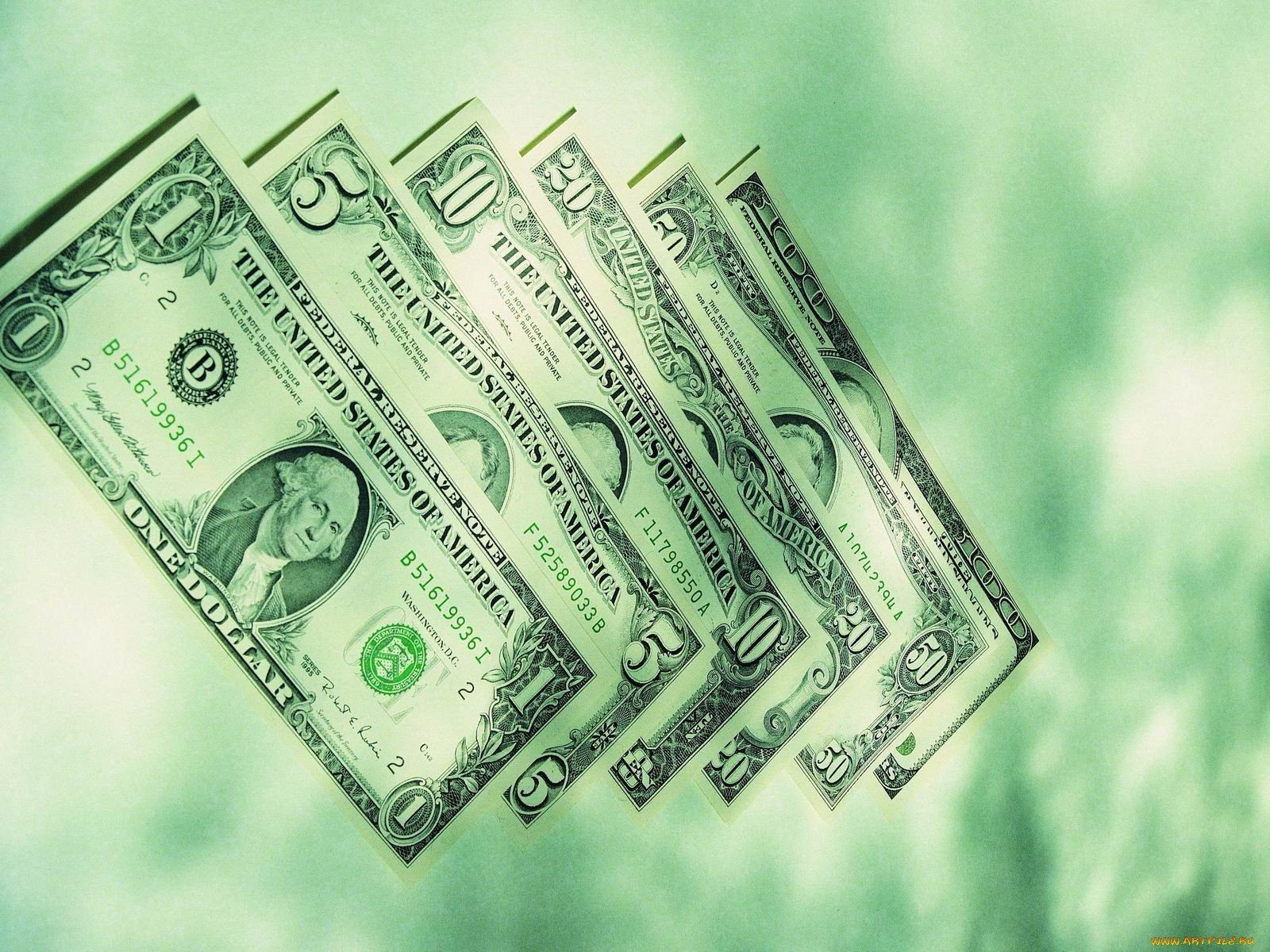 Зеленый фон с деньгами. Денежный фон. Доллар на зеленом фоне. Картинки на рабочий стол денежные. Деньги на зеленом фоне.