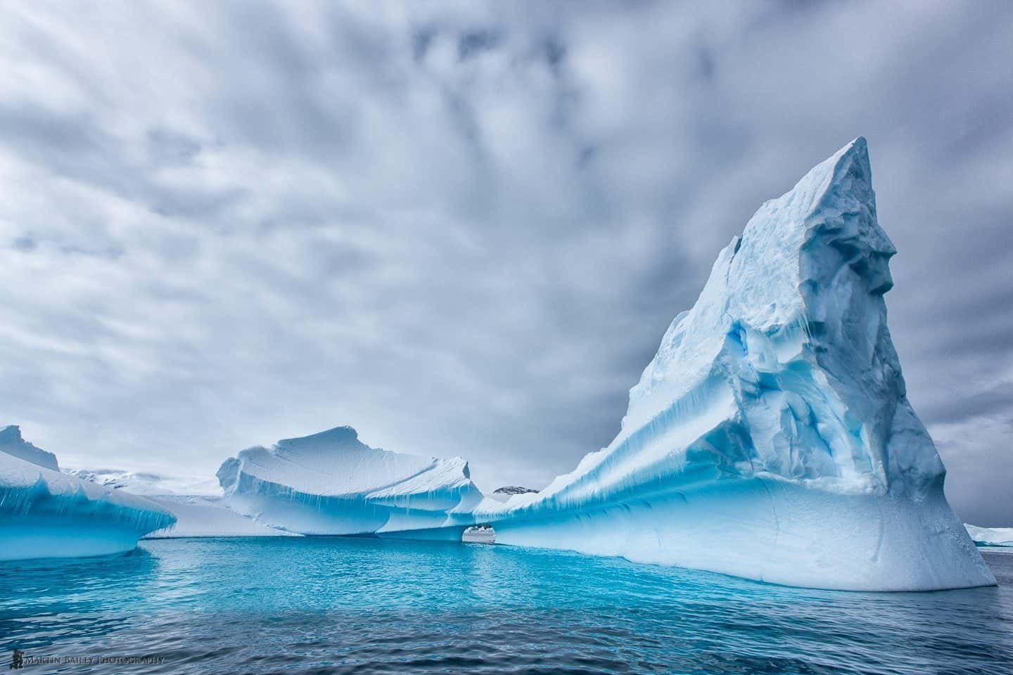 Ледник гидросфера. Ледники Антарктиды. Айсберги Антарктиды. Антарктида ледники Антарктиды. Ледник Амундсена.