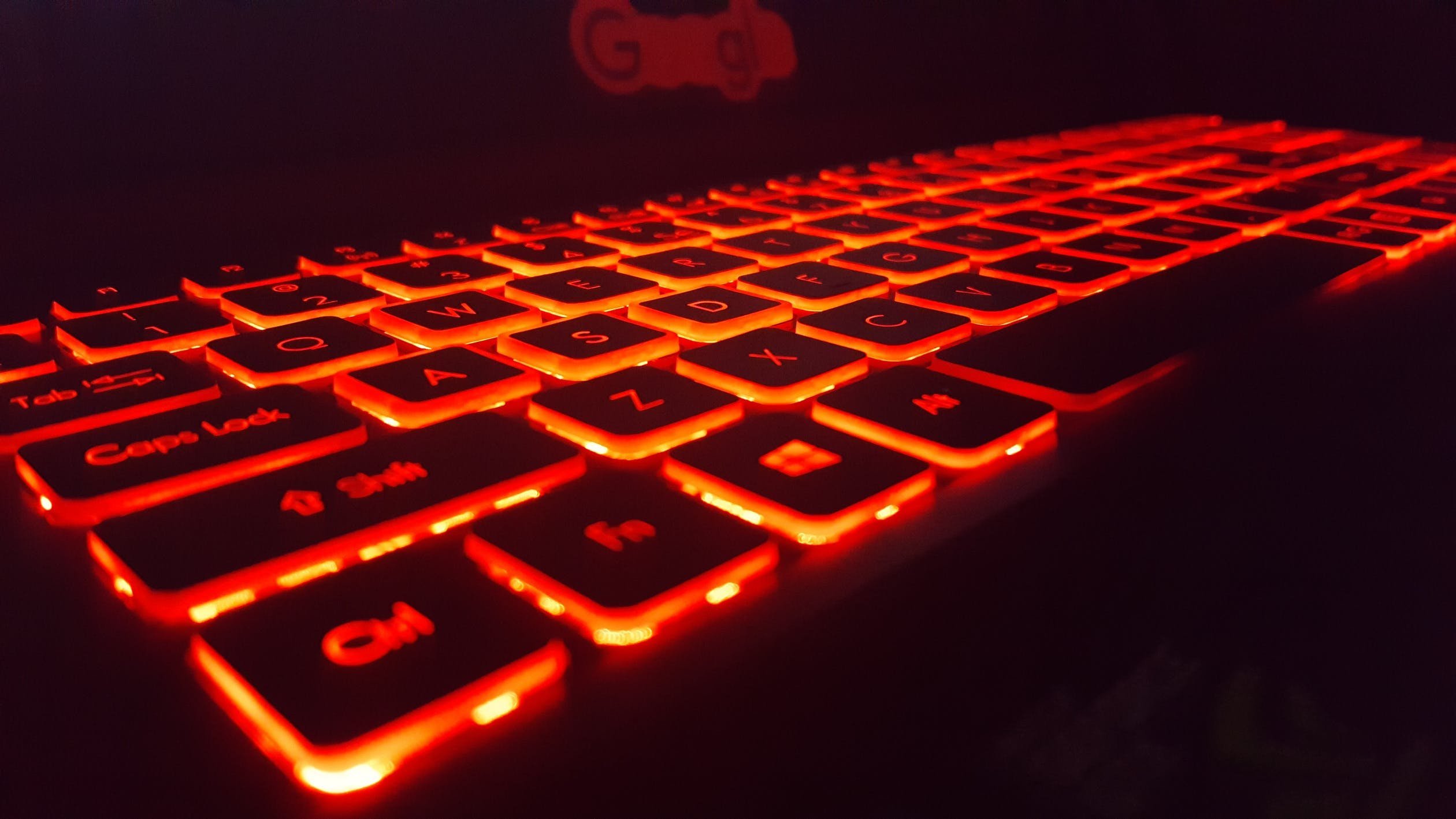 Acer Nitro с красной клавиатурой