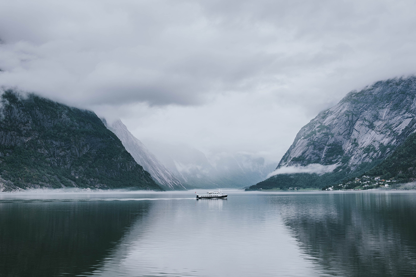 Туманные фьорды Норвегия