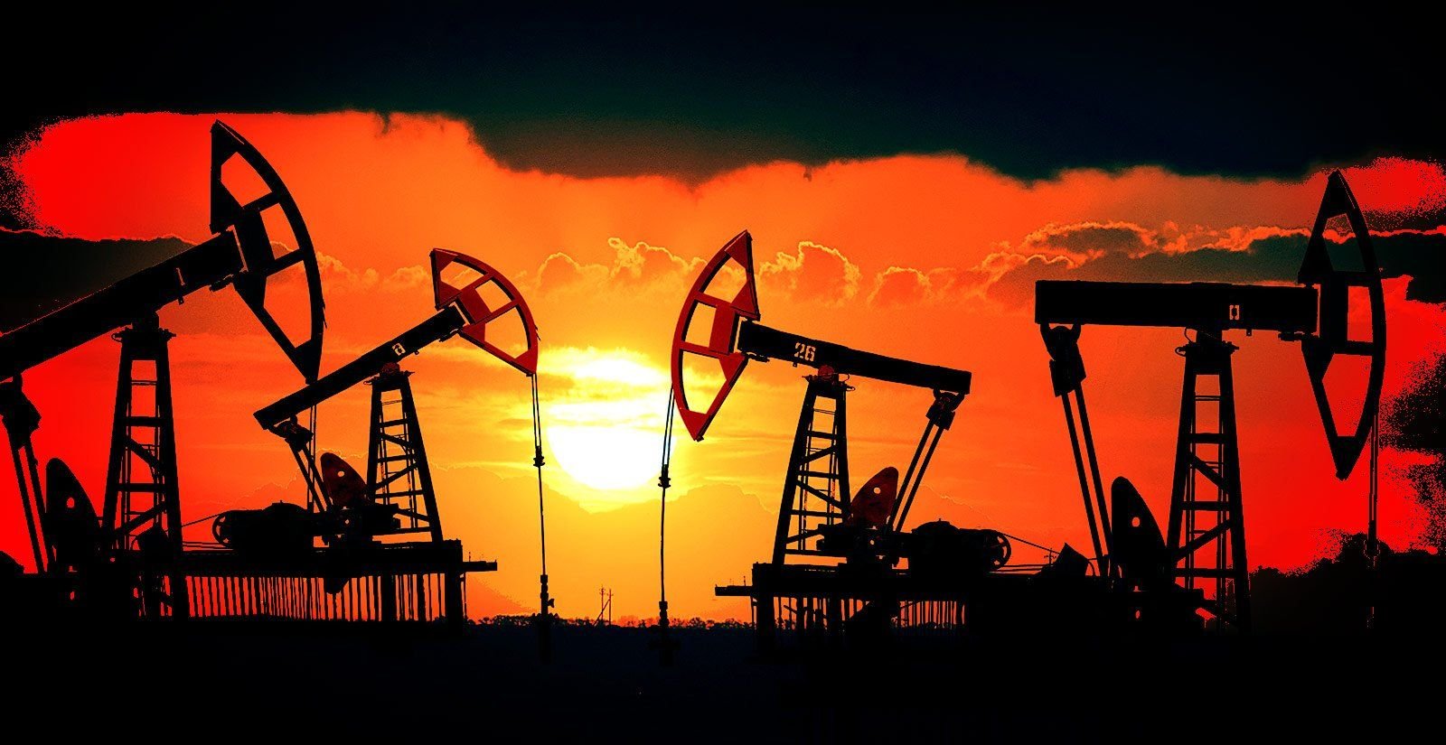 Нефтяные вышки панорама