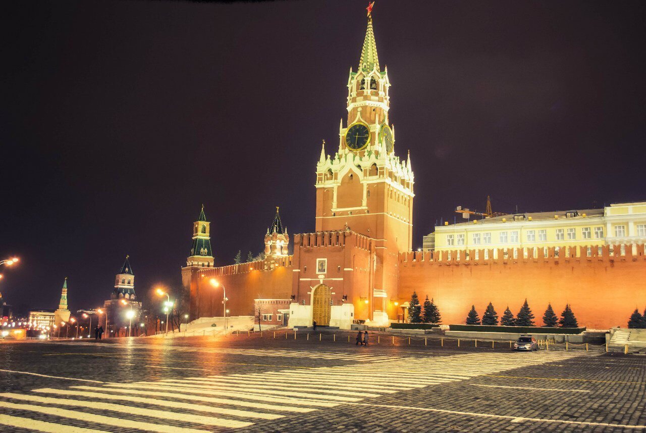 Спасская башня Московского Кремля сейчас