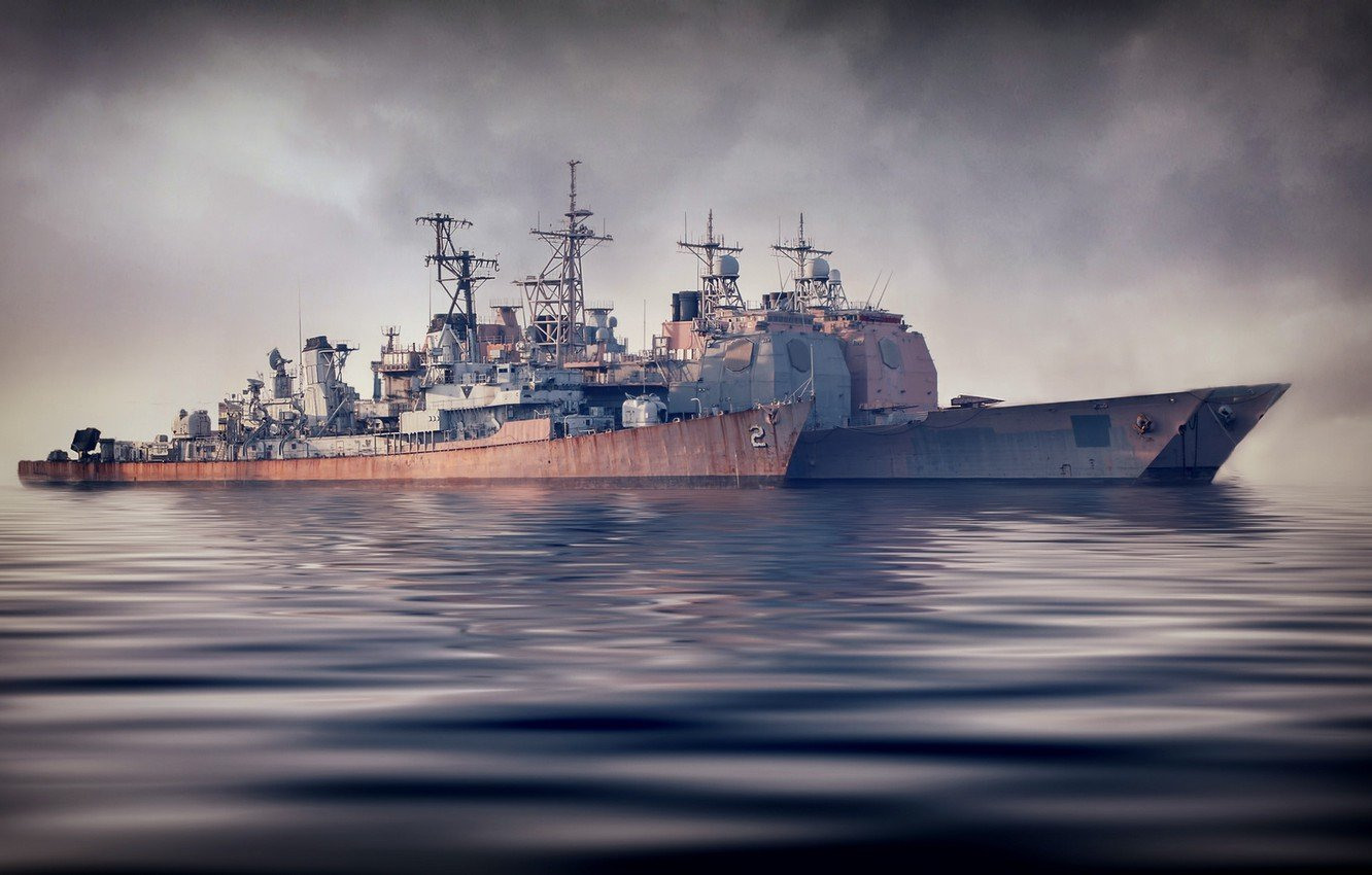 Красивый военный корабль