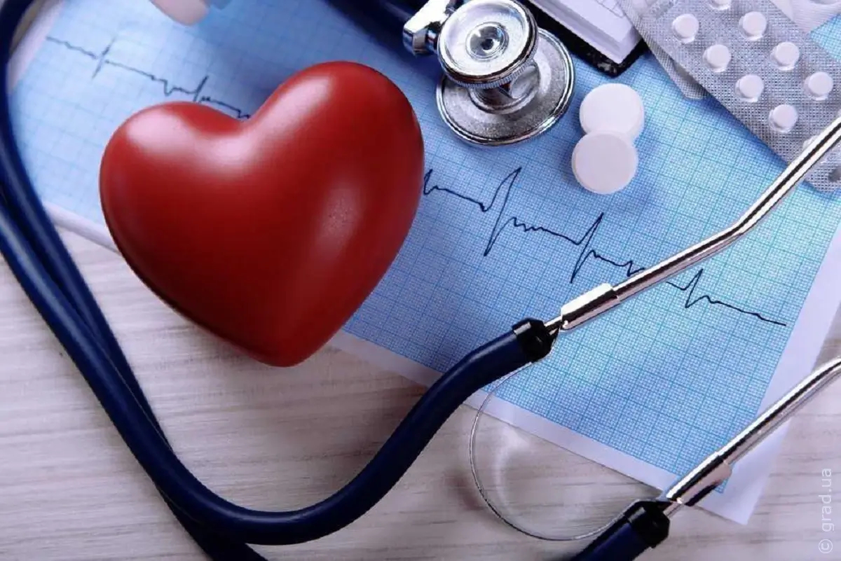 Медицины и многое другое. Сердце медицина. Медицинская тематика. Кардиология. Фонендоскоп и сердце.
