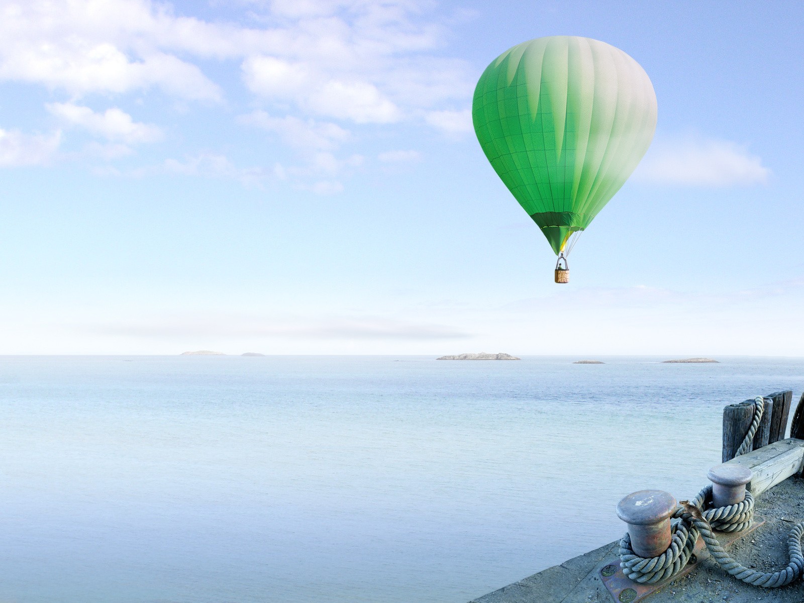 Воздушный шар на море. Воздушный шар. Vozdushnyye shar. Воздушные шары в небе. Воздушный шар над морем.