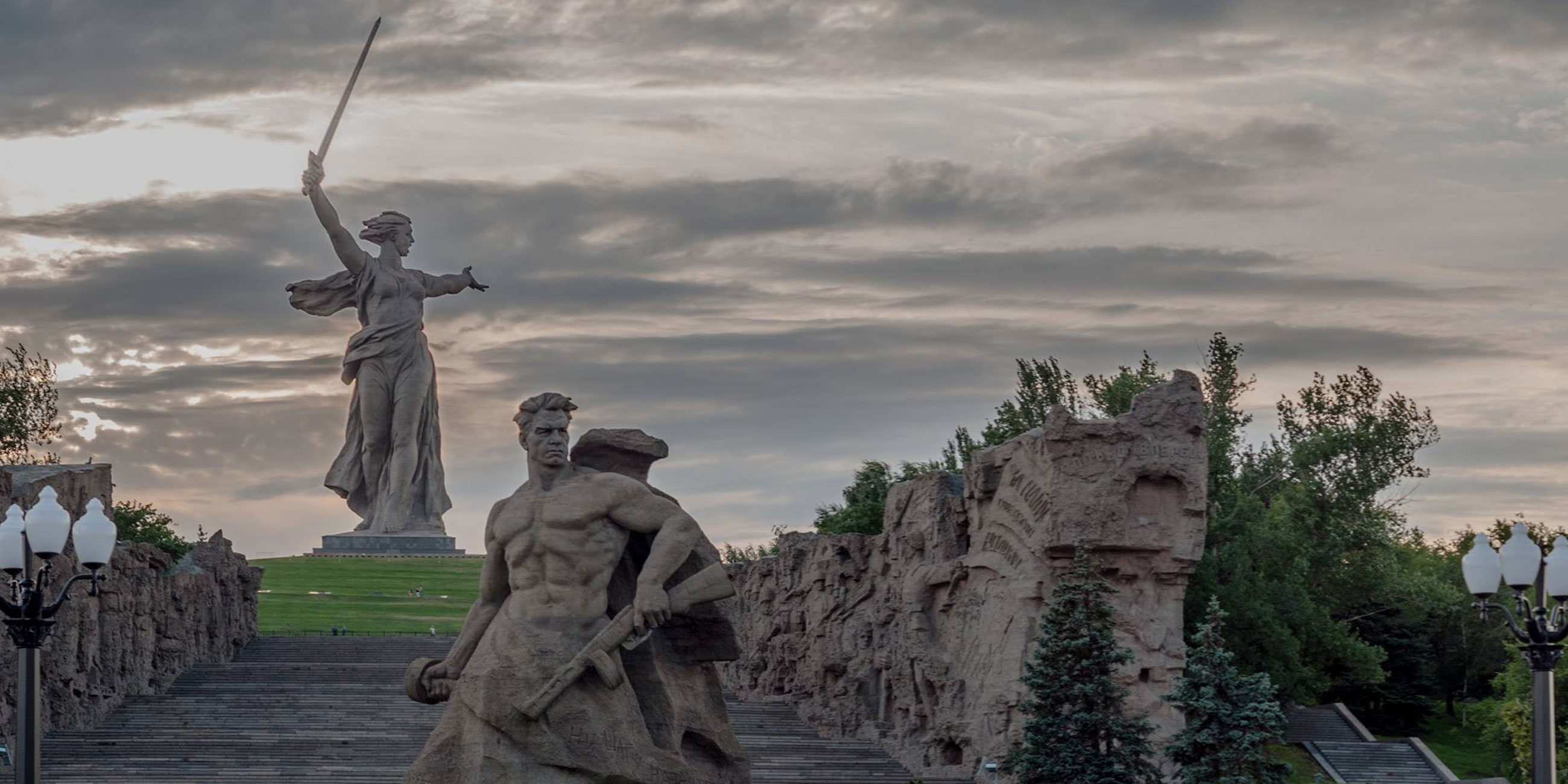 Волгоград памятник ансамбль героям Сталинградской битвы