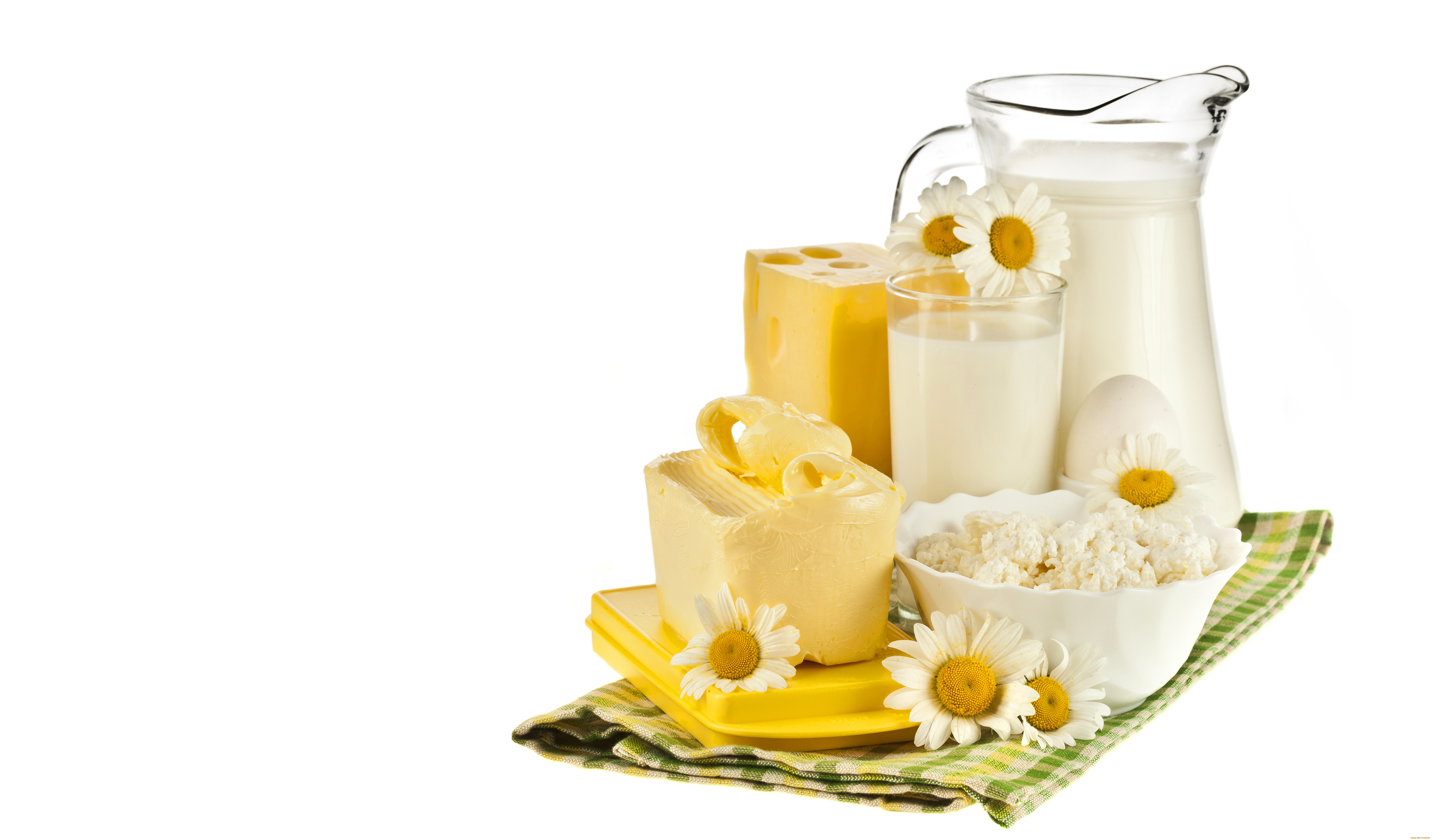 Молочные продукты фото на белом фоне
