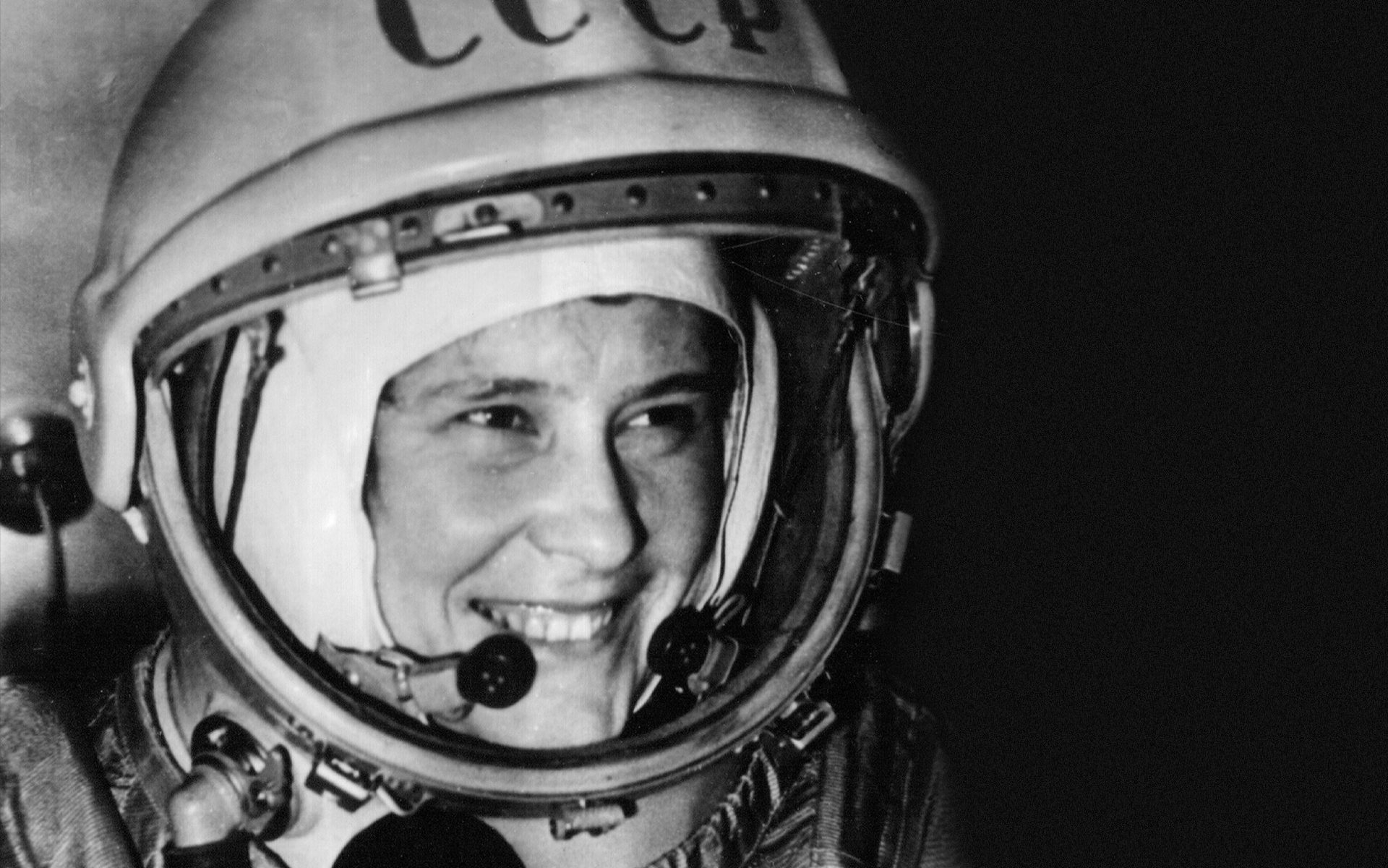 Великие советские космонавты. Гагарин Терешкова Леонов. Гагарин Титов Терешкова.