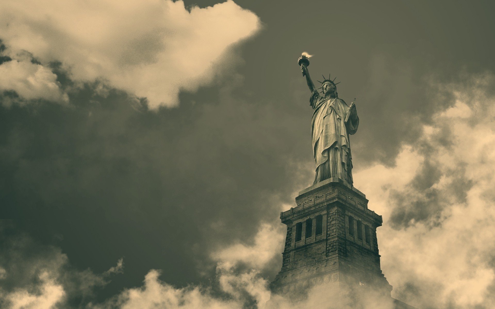 Нью-Йорк со статуей свободы на рабочий стол