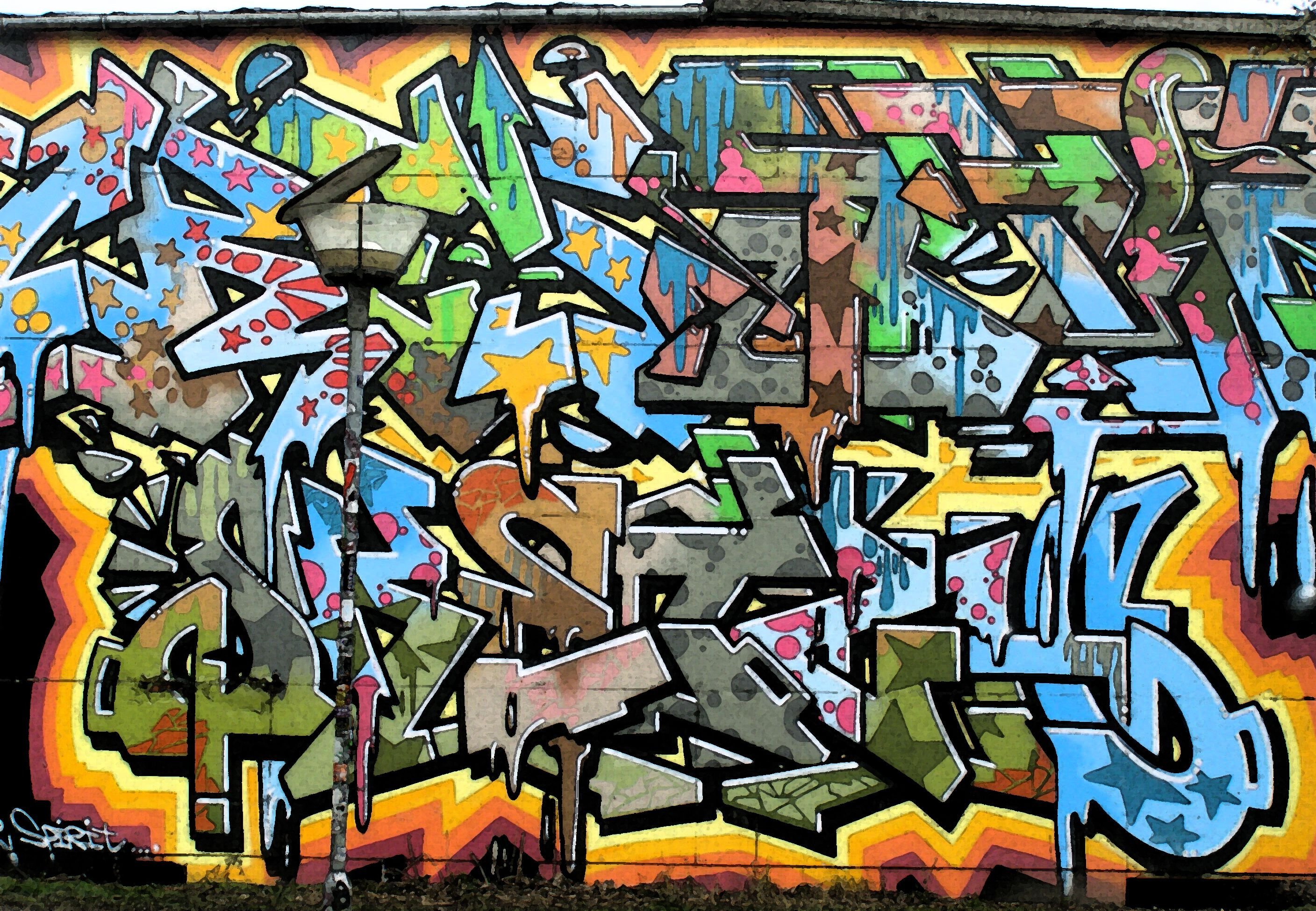 Граффити на стене