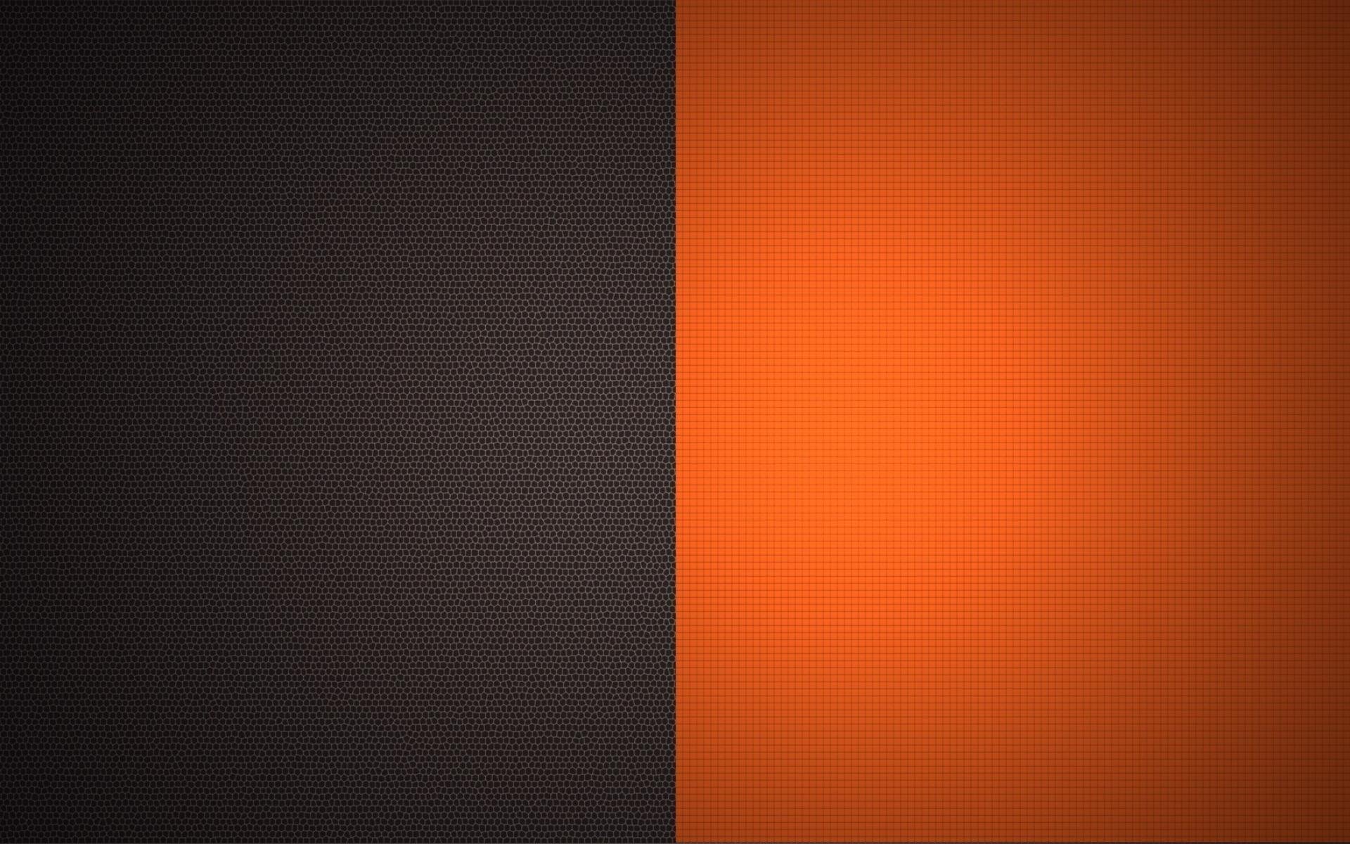 Черно оранжевый